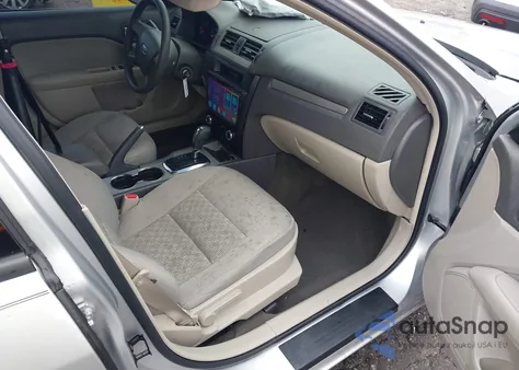 2011 Ford Fusion S z USA, uszkodzony, nr VIN 3FAHP0GA2BR254783